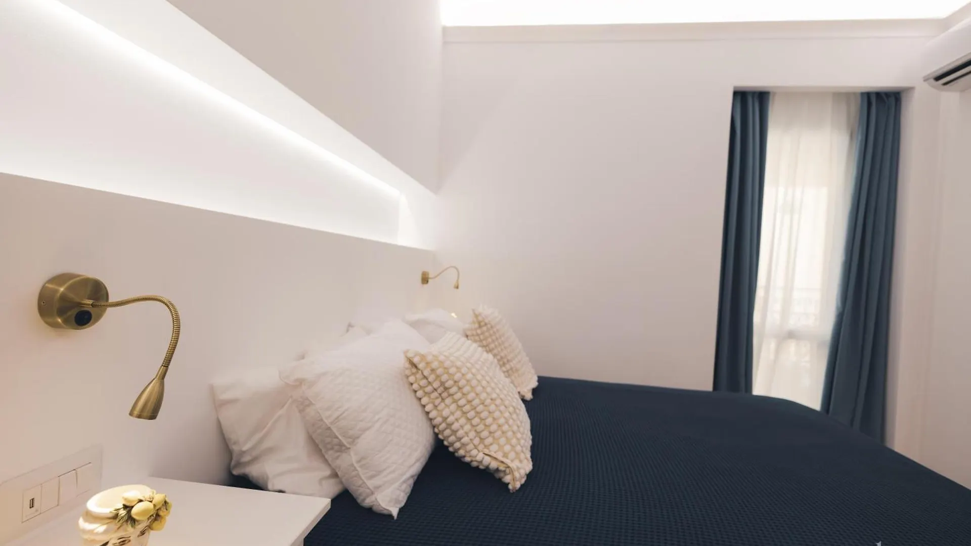 Giuliana Apartment Letojanni