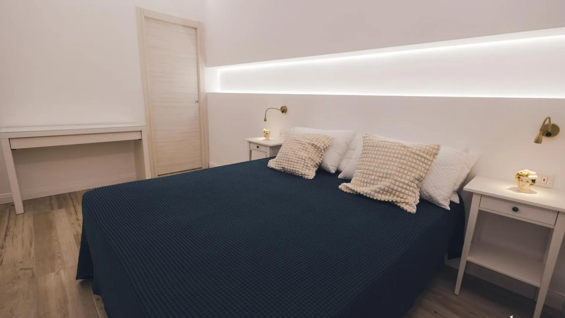 Giuliana Apartment Letojanni Italy